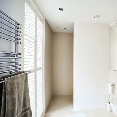 Simple look, powerful privacy — guess what’s hiding behind elegance?